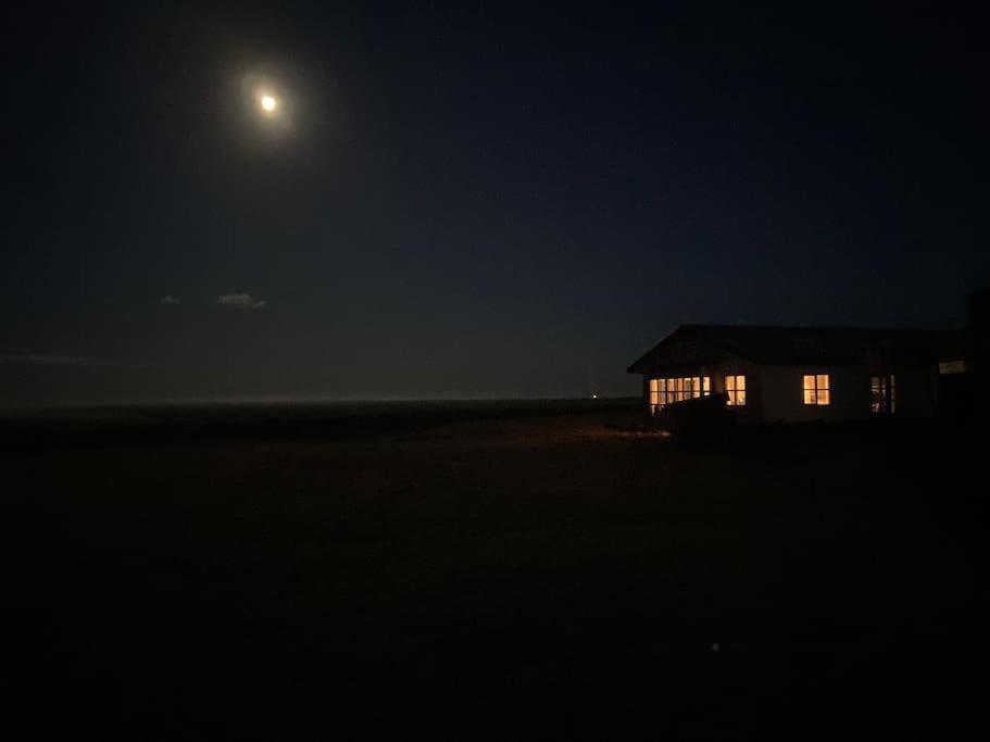 Eaglerock Guesthouse And Tours Kirkjubæjarklaustur Dış mekan fotoğraf
