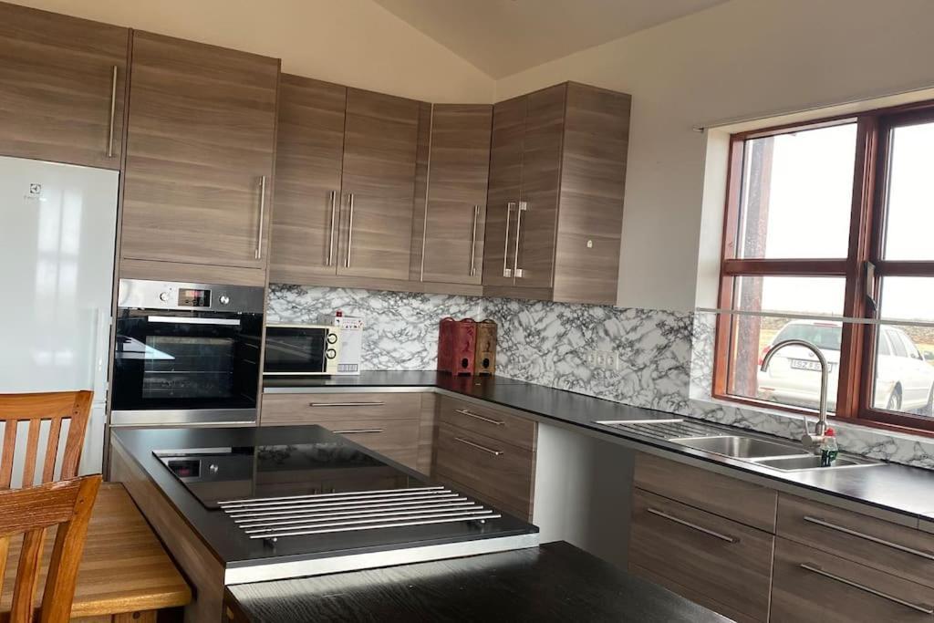 Eaglerock Guesthouse And Tours Kirkjubæjarklaustur Dış mekan fotoğraf