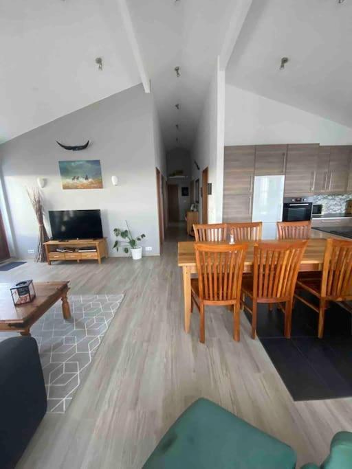 Eaglerock Guesthouse And Tours Kirkjubæjarklaustur Dış mekan fotoğraf