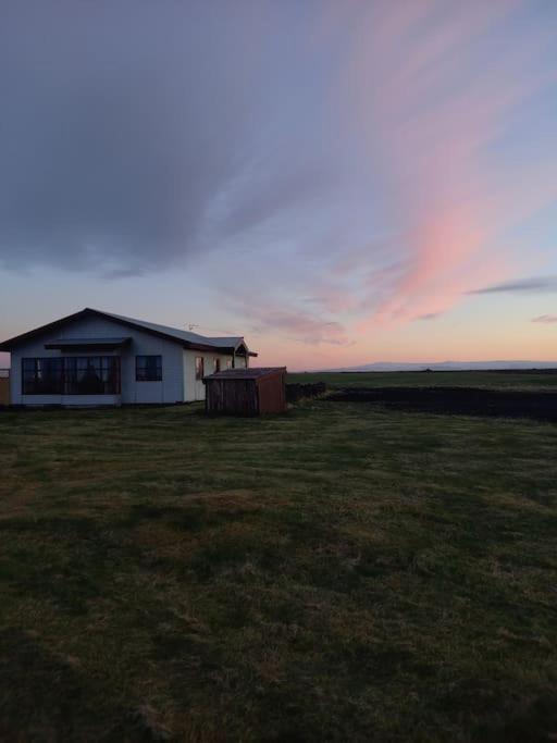 Eaglerock Guesthouse And Tours Kirkjubæjarklaustur Dış mekan fotoğraf